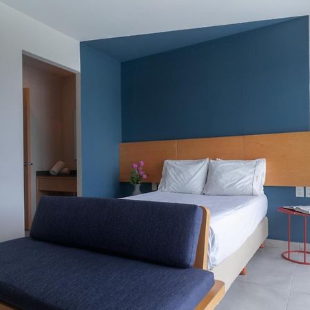 Livup Suites En Zona Iteso Zapopan Exteriör bild