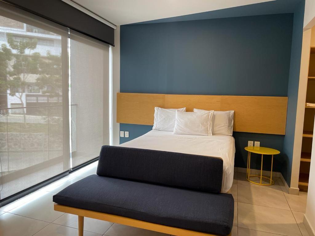 Livup Suites En Zona Iteso Zapopan Exteriör bild