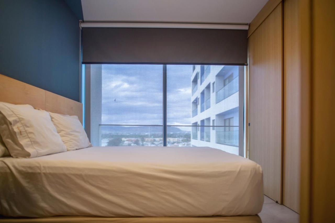 Livup Suites En Zona Iteso Zapopan Exteriör bild