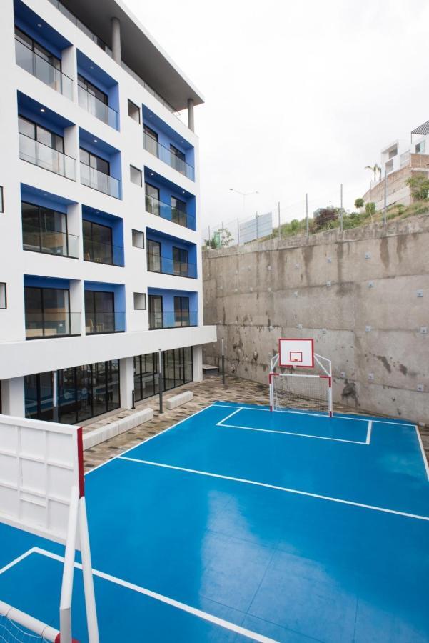 Livup Suites En Zona Iteso Zapopan Exteriör bild
